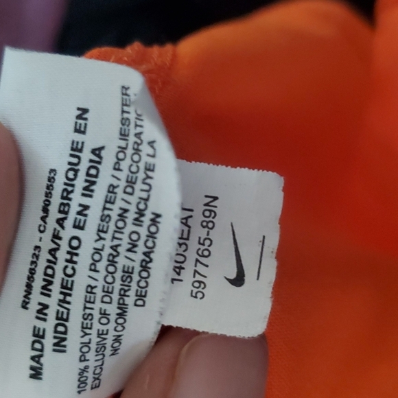 Nike Dri-Fit  Denver Broncos Team Graphic V-Neck Tee Size M - Picture 7 of 7